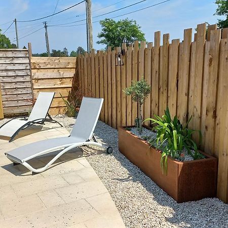 En Pleine Campagne, Proche Du Mans - Chambre D'Hotes Fille Exterior photo