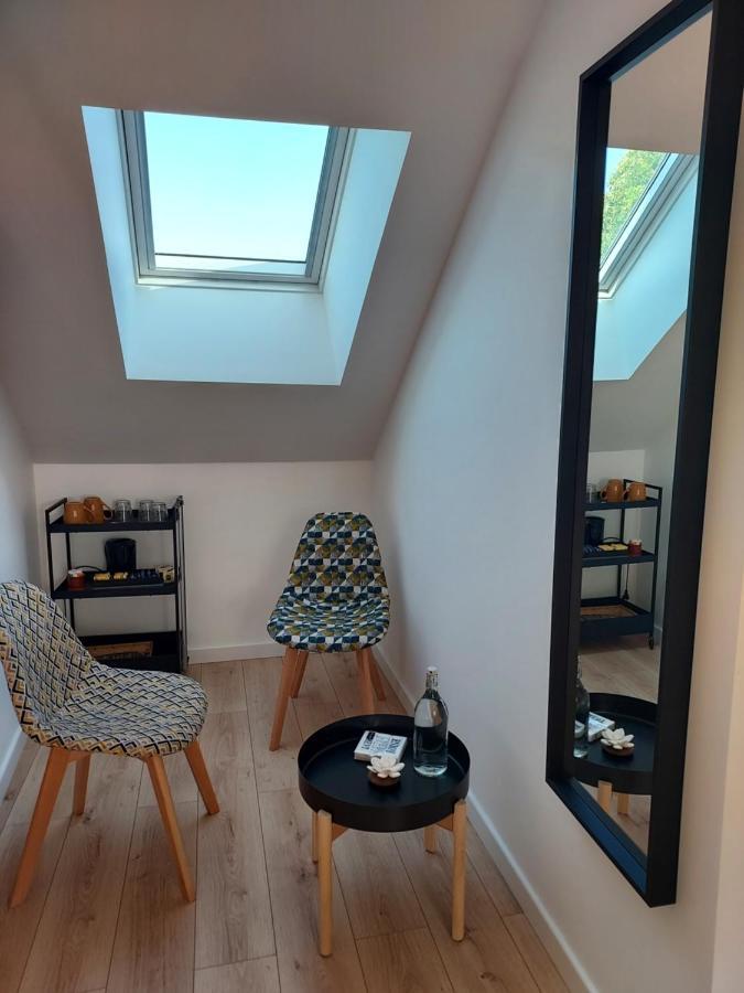 En Pleine Campagne, Proche Du Mans - Chambre D'Hotes Fille Exterior photo