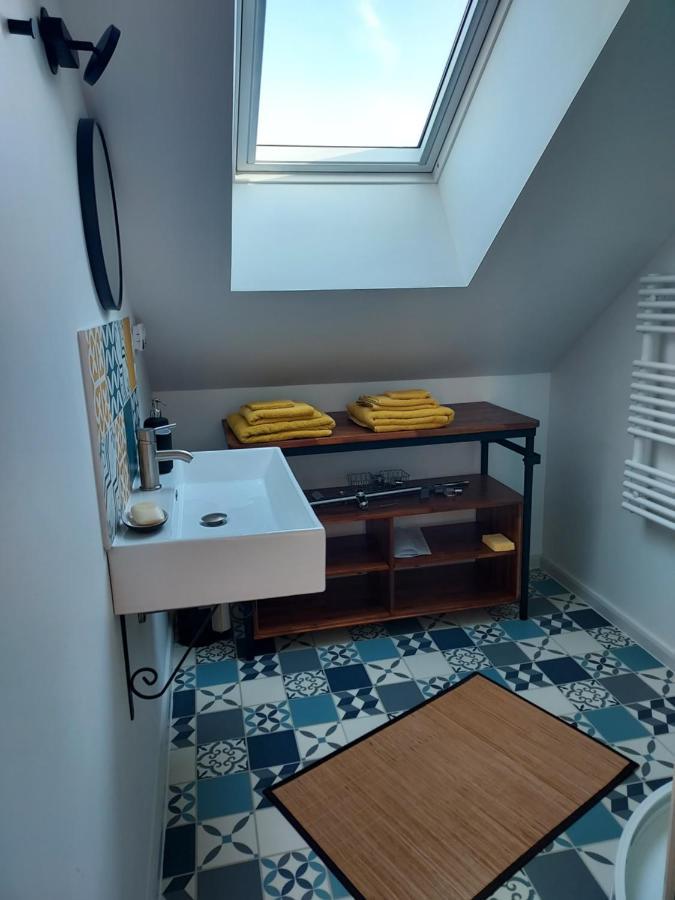 En Pleine Campagne, Proche Du Mans - Chambre D'Hotes Fille Exterior photo